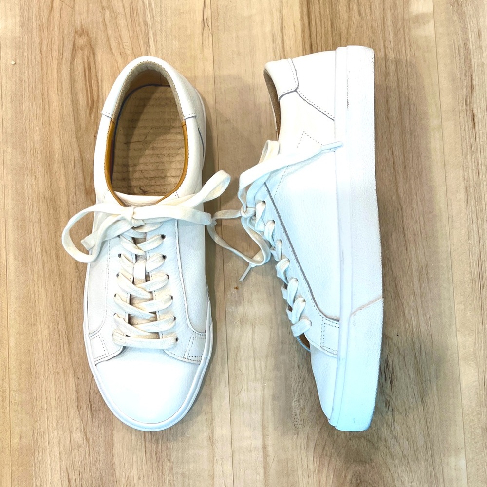 Steve Madden Women’s Tennis Shoes Size 10